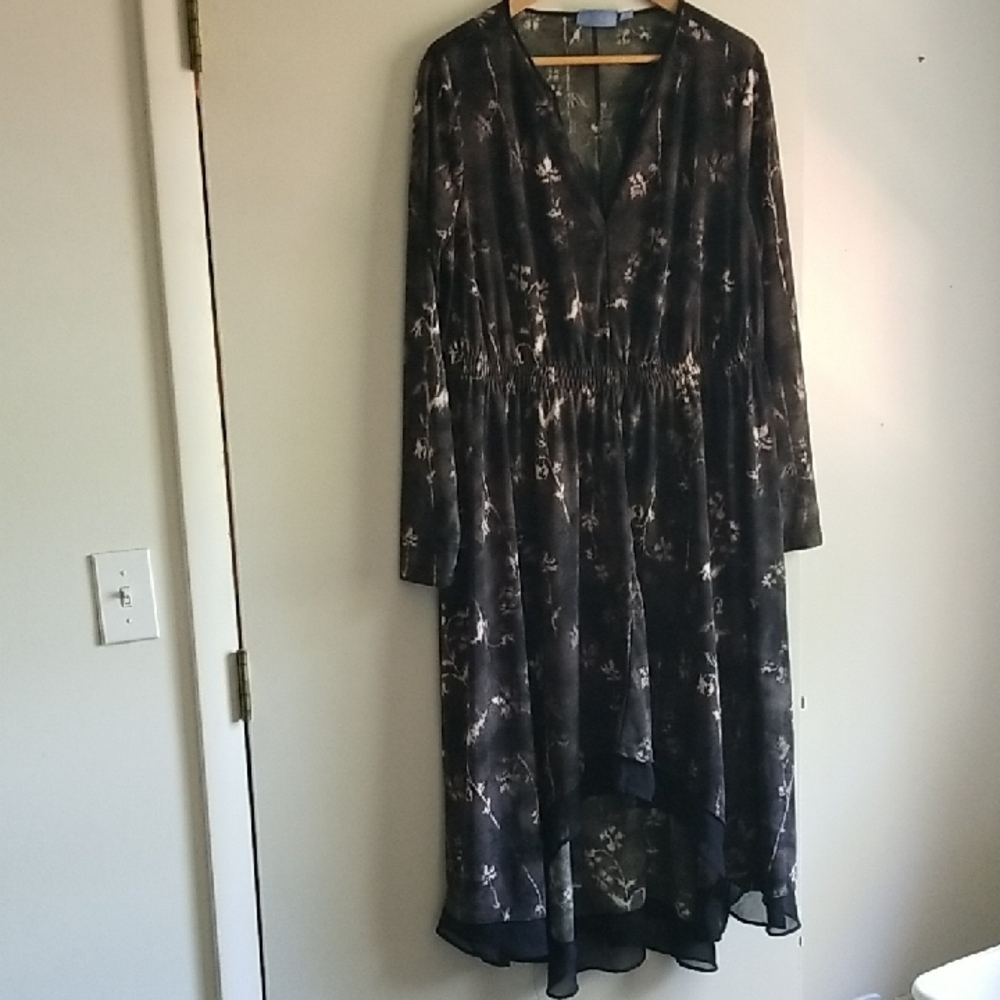 Elegant Black Floral Women's Dress With Long sleeves